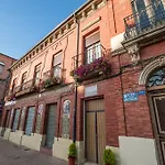 Balcones Del Camino בית הארחה Sahagún