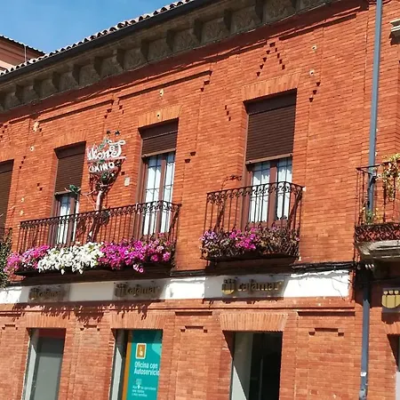 Balcones Del Camino サアグン
