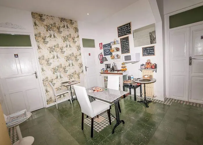 Balcones Del Camino 3* サアグン