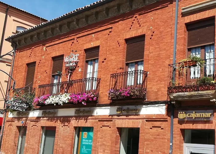 Balcones Del Camino サアグン