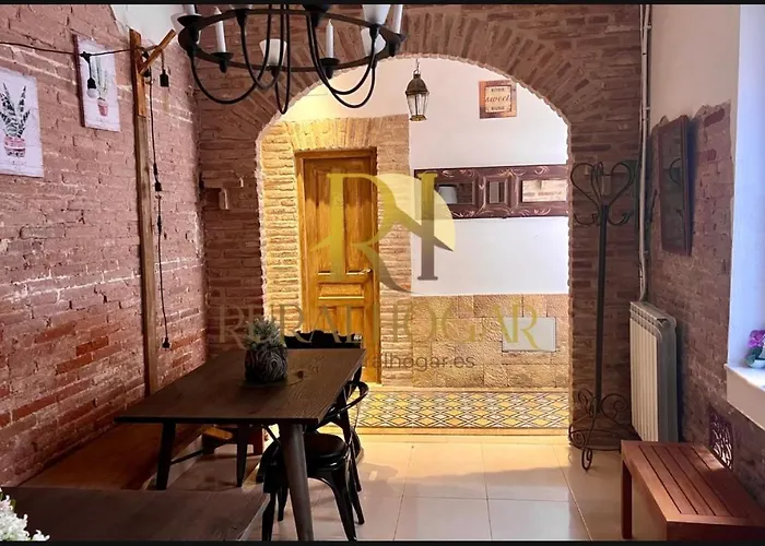 ゲストハウス Balcones Del Camino サアグン