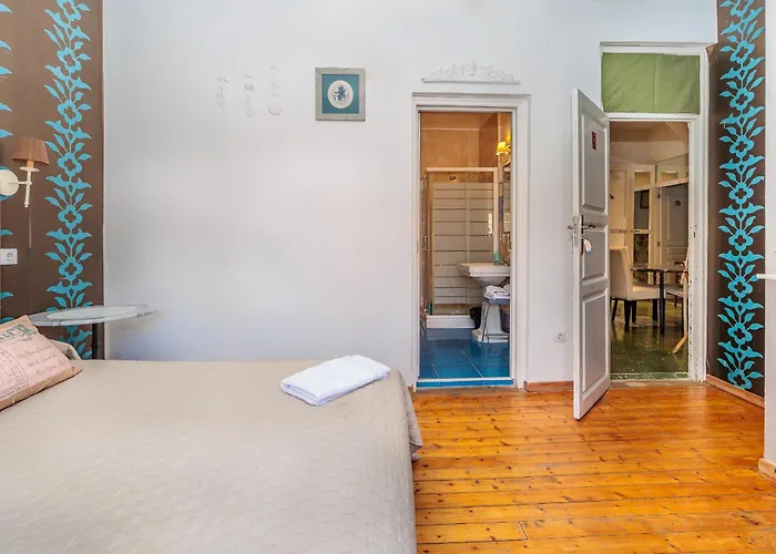 Balcones Del Camino サアグン